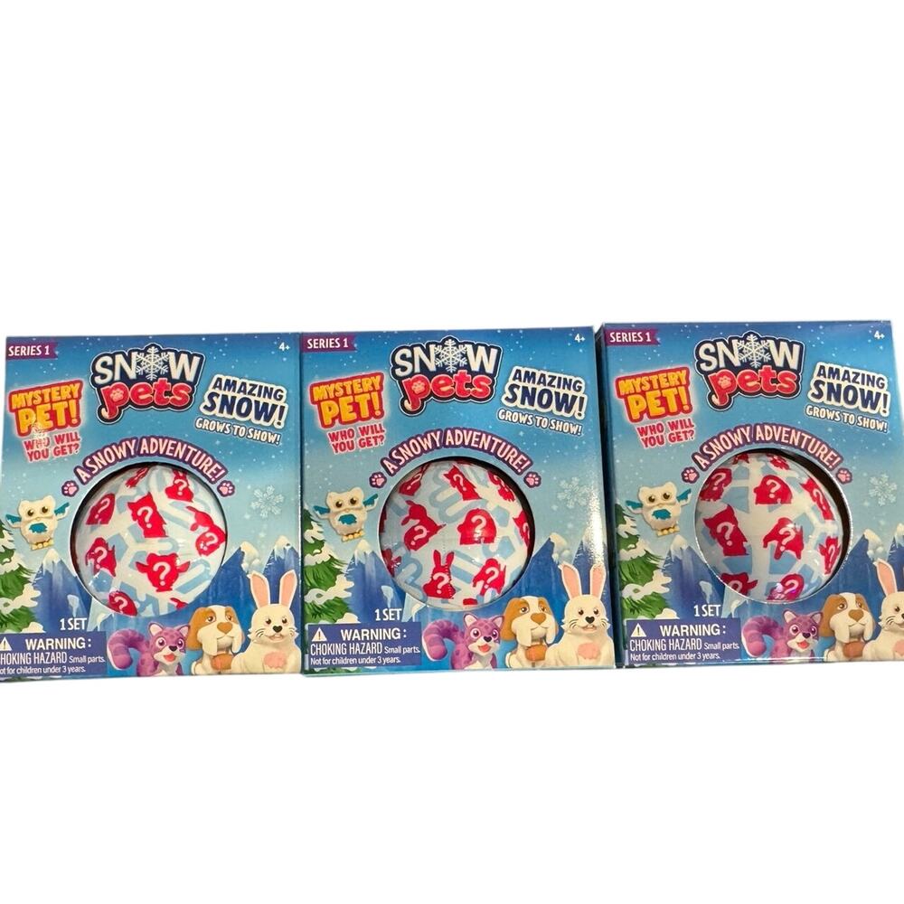 Snow Pets Series 1 A Snowy Adventure Retail Display w/ 3 Unopened Mystery Pets
